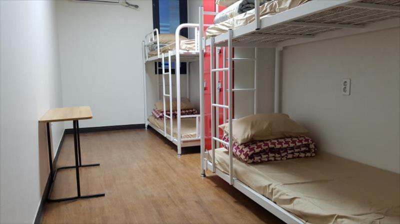 Kimchee Busan Downtown Guesthouse Extérieur photo